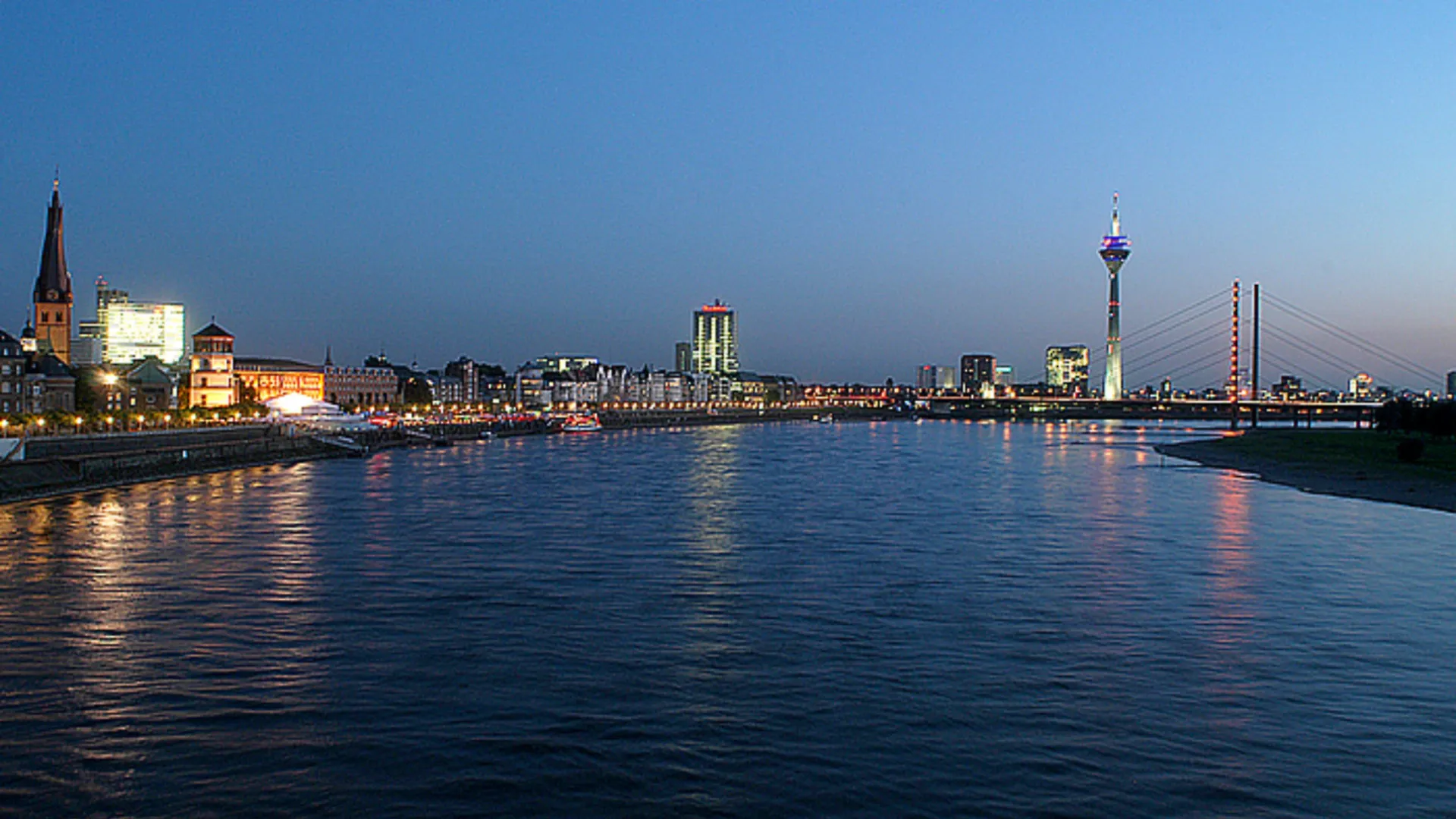 Holiday Inn Duesseldorf Hafen, An Ihg Hotel 4*, Düsseldorf Germania