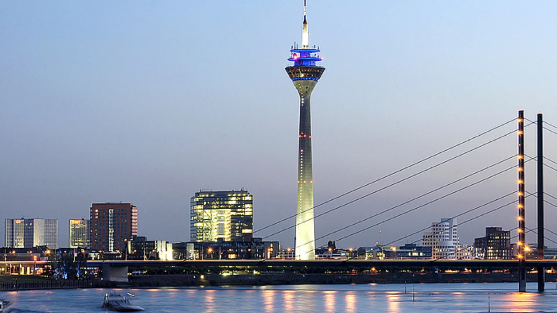 ****  Holiday Inn Duesseldorf Hafen, An Ihg Hotel Germania